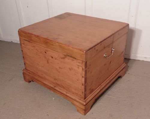 fig 4. Large Victorian Pine Blanket Box
