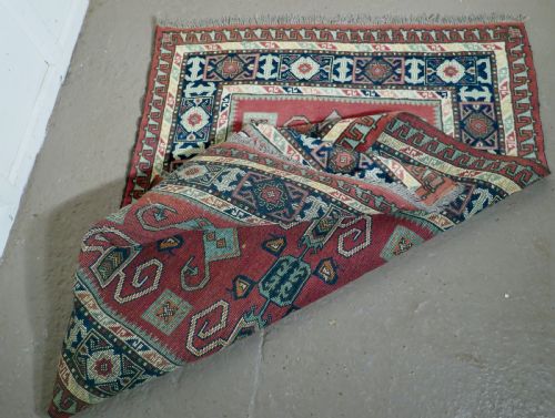 fig 2. Vintage Hand Woven Shiraz Carpet