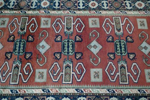 fig 4. Vintage Hand Woven Shiraz Carpet