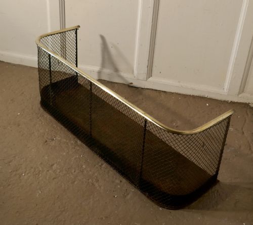 fig 3. Victorian Nursery Fire Guard or Club Fender