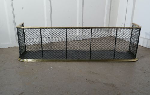 fig 1. Large Victorian Nursery Fire Guard or Fender