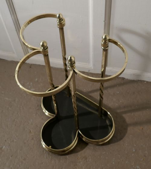 fig 3. Irish Shamrock Cast Iron and Brass Walking Stick Stand or Umbrella Stand
