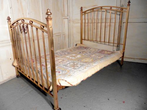 fig 4. A Lovely Victorian Brass Double Bed