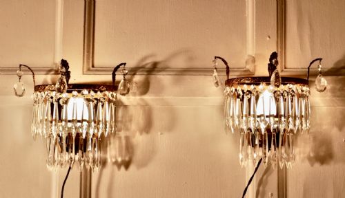 fig 4. A Charming Pair of Waterfall Chandelier Wall Lights