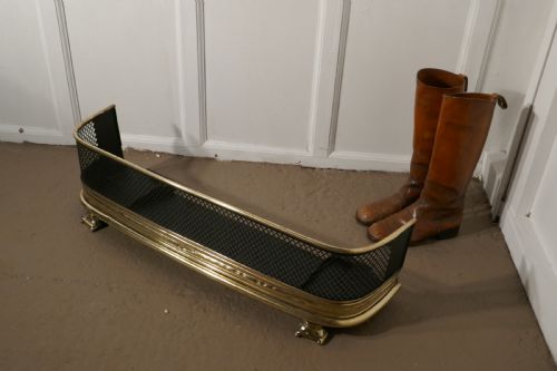 fig 2. Victorian Fireside Fender