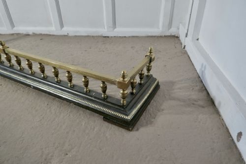 fig 3. Large Victorian Decorative Brass and Iron Fender