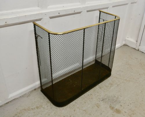 fig 3. Very Large High Victorian Nursery Guard Fire Fender