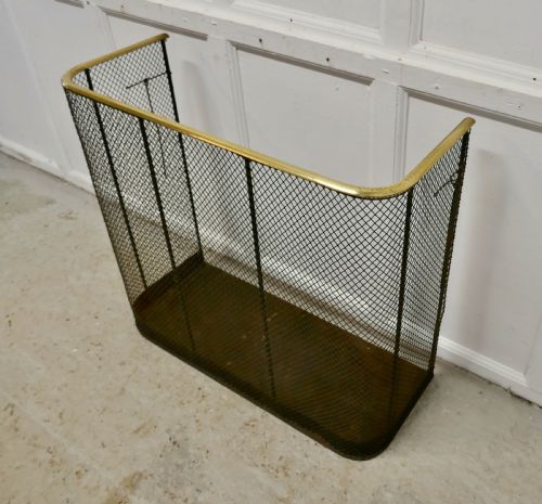 fig 4. Very Large High Victorian Nursery Guard Fire Fender