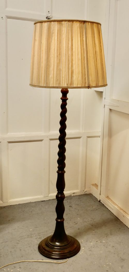 fig 1. Barley Twist Floor Standing Standard Oak Lamp