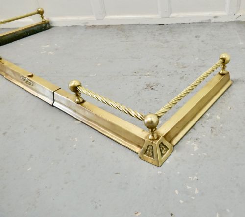 fig 3. Victorian Extending Barley Twist Brass Fender