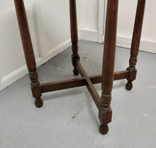 fig 2. Round Oak Occasional Table, with X Stretcher