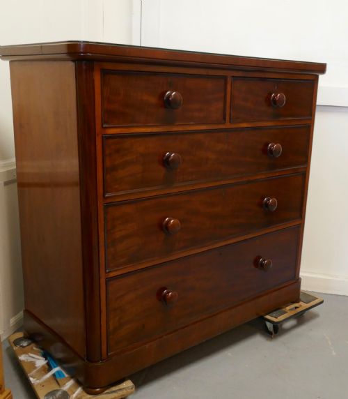 fig 3. Large Victorian Mahogany Chest of Drawers