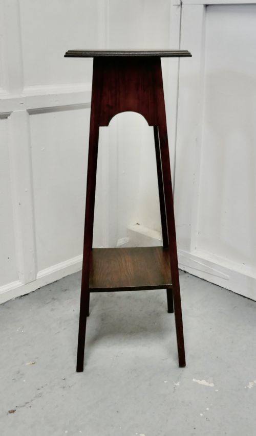 fig 1. Arts and Crafts Oak Plant Stand