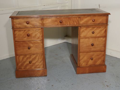 A Victorian Birch Pedestal Desk