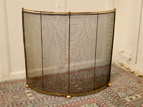 Victorian Arts and Crafts Brass Curved Fire Guard, Spark Screen
