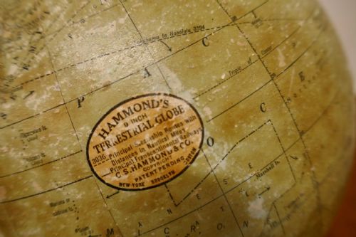 fig 2. HAMMOND’s Art Deco 9” Terrestrial Globe