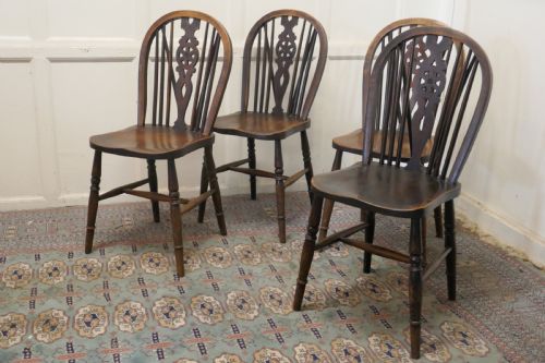 fig 1. A Set of 4 Beech & Elm Wheel Back Windsor Kitchen Dining Chairs