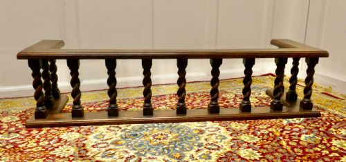 fig 1. Oak Barley Twist Country House Club Fender
