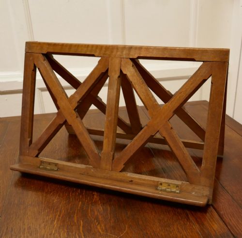 French Arts and Crafts Walnut Folding Book Rest or Music Stand, Lutrin