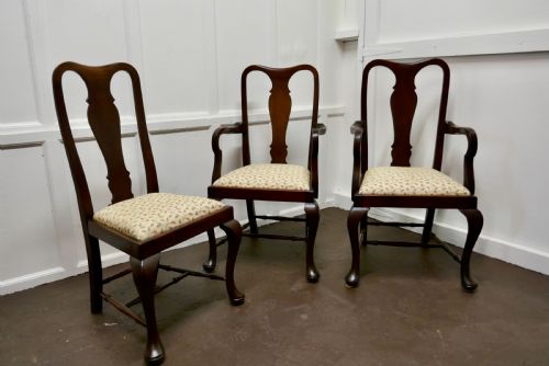 fig 3. A Set of 6 Queen Anne Style Mahogany Dining Chairs