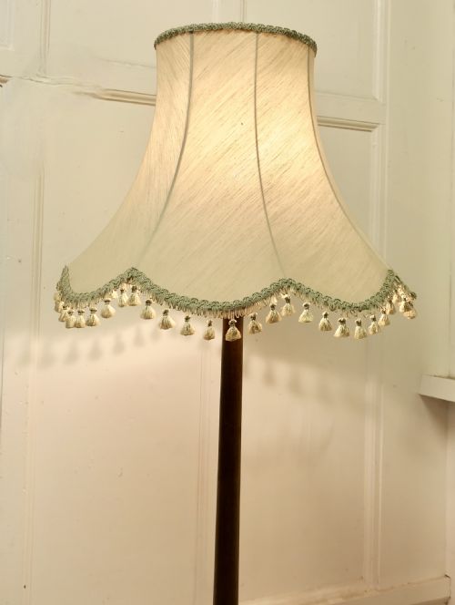 fig 2. Elegant Floor Standing Standard Lamp