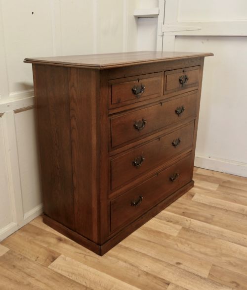 fig 2. Arts and Crafts Golden Oak Chest of Drawers