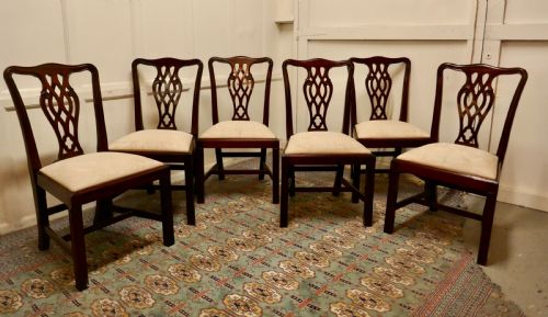 A Set of 6 Good Quality Chippendale Style  Dining Chairs