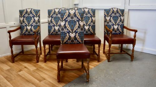 A Set of Eight Arts & Crafts Golden Oak Dining Chairs