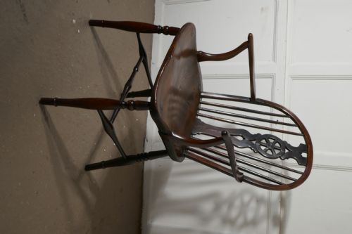 fig 1. An Early 19th Elm Wheel Back Carver Chair