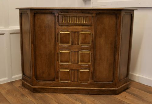 Arts and Crafts Oak Hotel Restaurant Reception Hostess Counter,