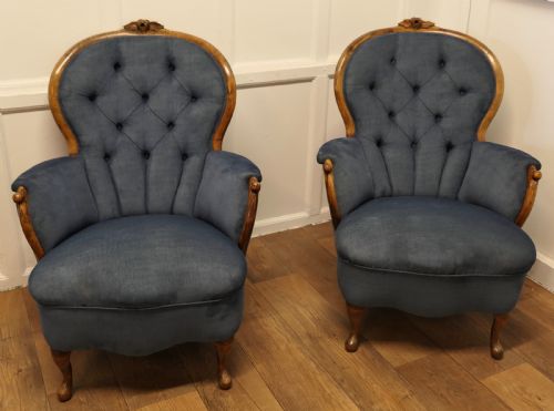 fig 1. A Fine Quality Pair of French Walnut Button Back Salon Chairs