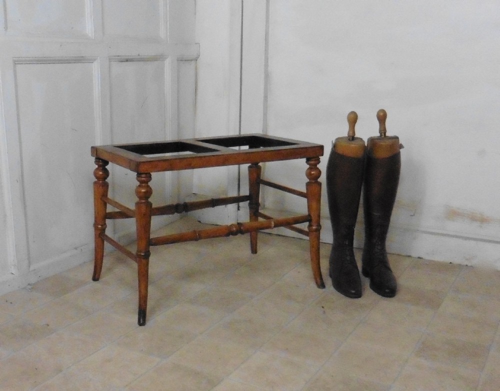 A Victorian Mahogany Luggage Rack, Suitcase Stand