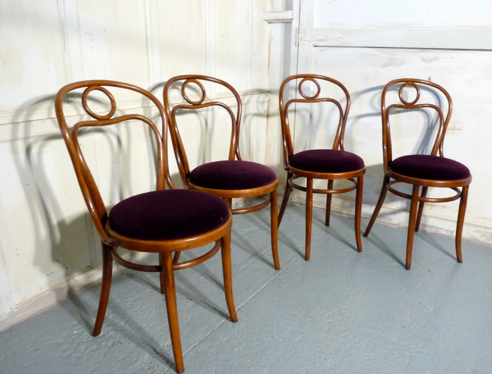 Set of 4 Bistro Bentwood Chairs 