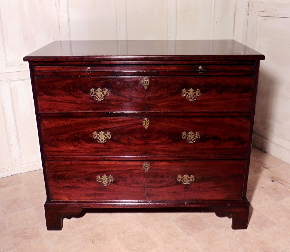 Georgian Flame Mahogany Chest of Drawers