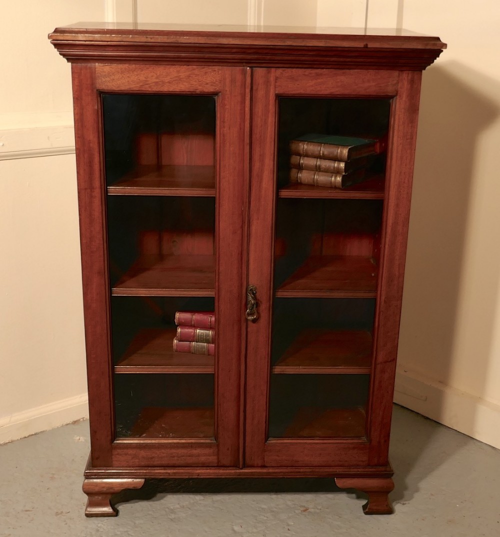 Fine Quality 19th Century Mahogany Glazed Bookcase.