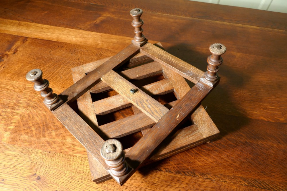 French Swivelling Oak Book Rest or Music Stand, Lutrin View VI