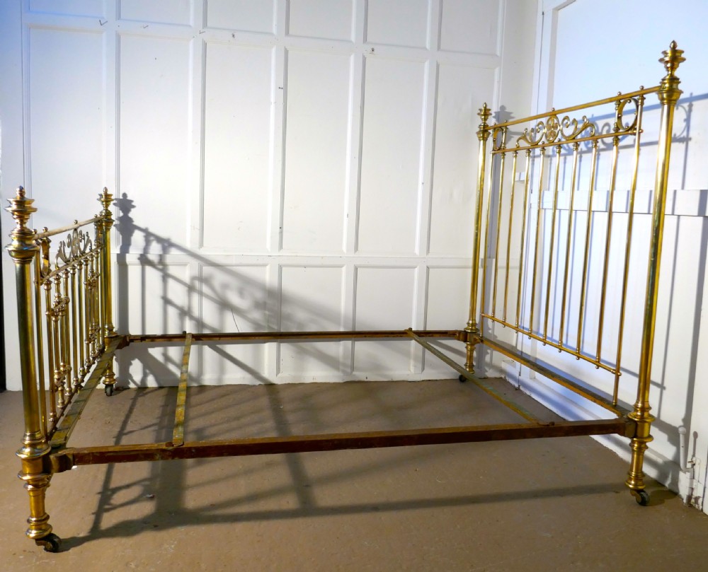 Spectacular French Art Nouveau Brass Kingsize Bed View VI