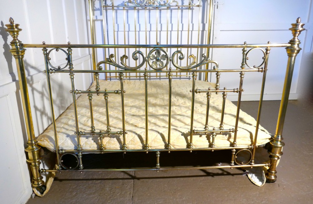 Spectacular French Art Nouveau Brass Kingsize Bed View VII