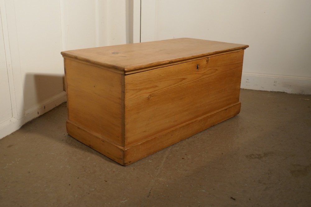 Victorian Pine Blanket Box View VI