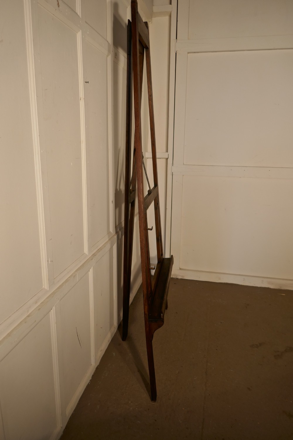 Large Rustic Pine Adjustable Artists’ Easel, or Blackboard Easel  View III
