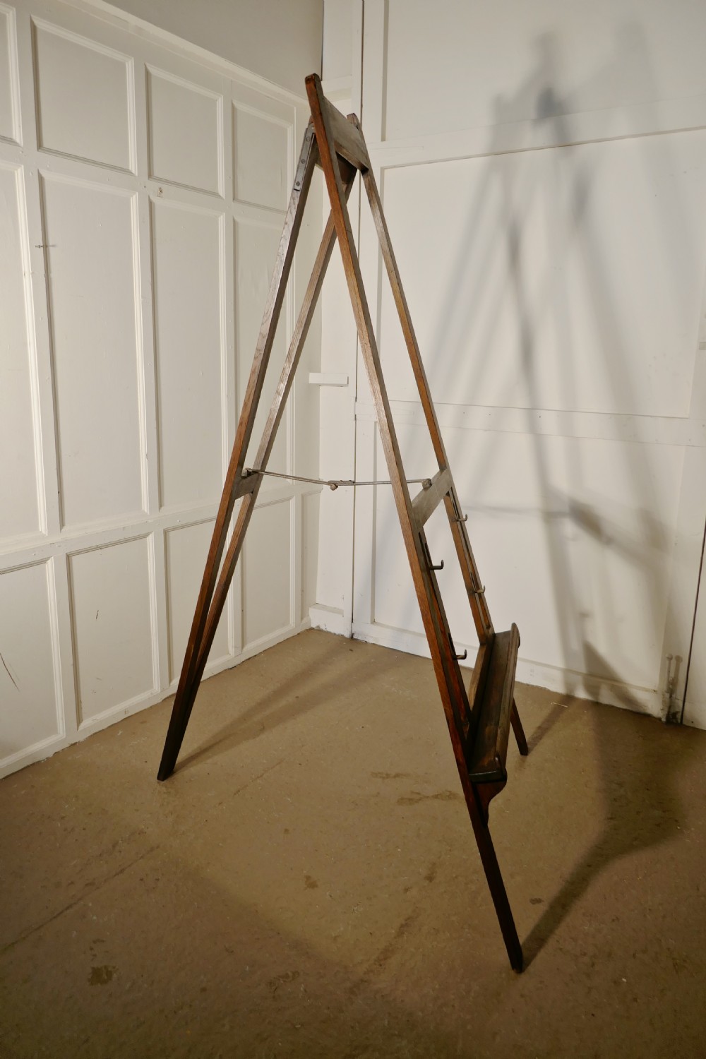 Large Rustic Pine Adjustable Artists’ Easel, or Blackboard Easel  View VII