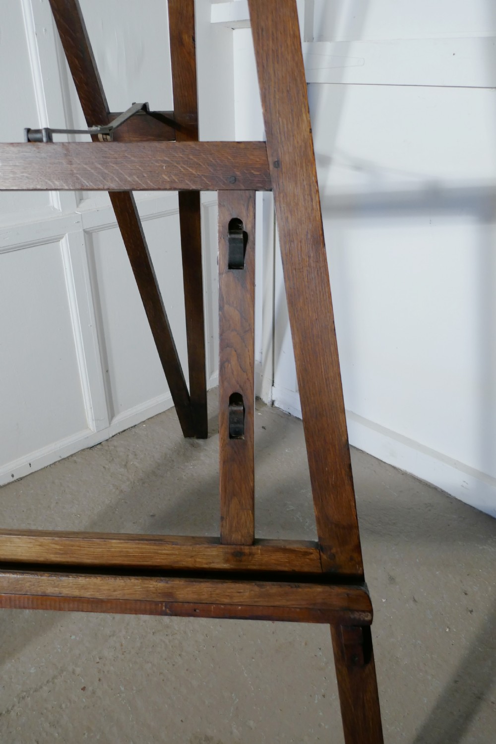Large Rustic Pine Adjustable Artists’ Easel, or Blackboard Easel  View XI