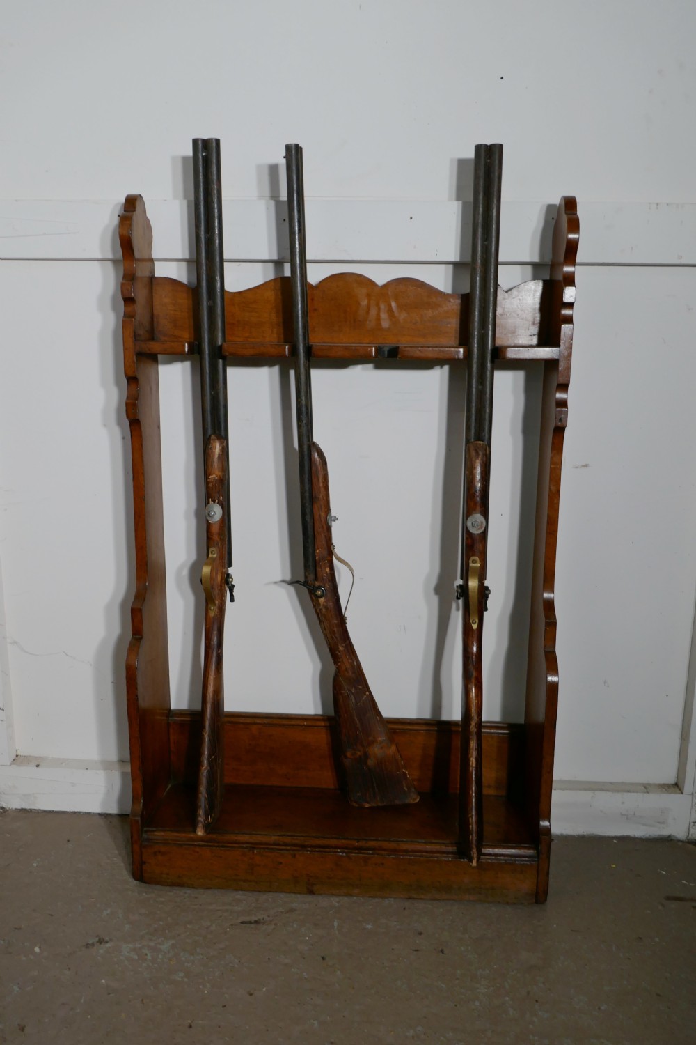 19th Century Oak Hunting Lodge Shot Gun Rack View II