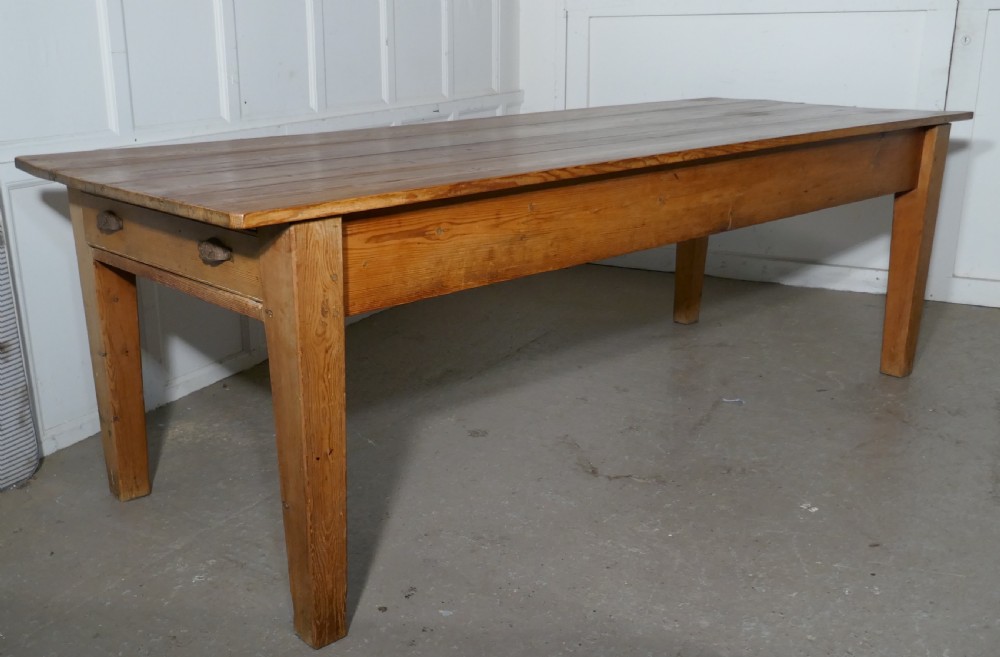 A Large Early 19th Farmhouse Pine Table