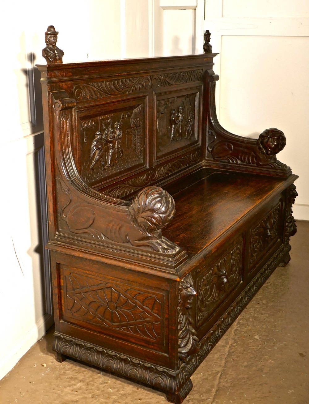 19th Century Gothic Oak Green Man Box Settle, Carved with Resting Lions View II