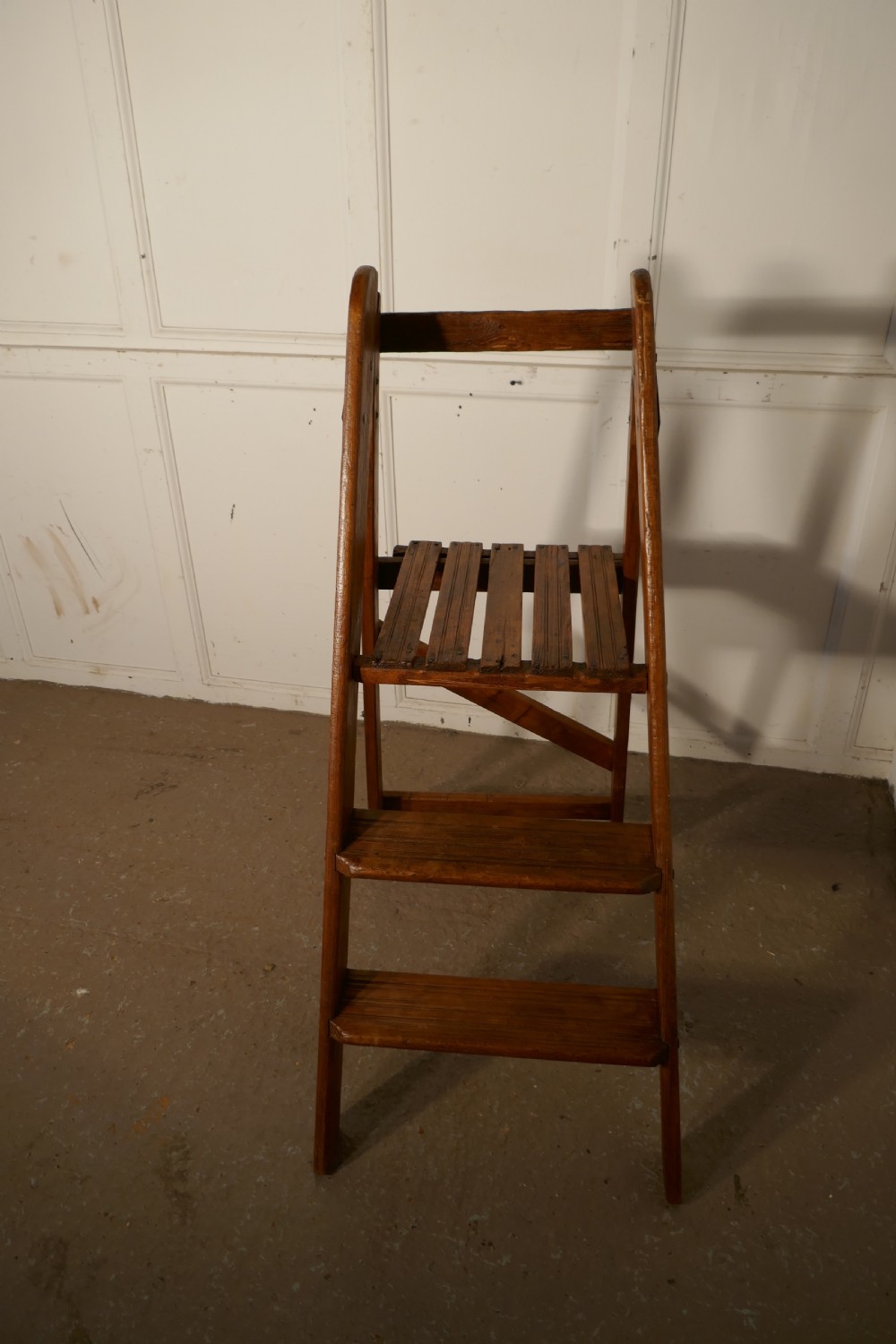 Easy Action Pine Step Kitchen Step Ladder  View III