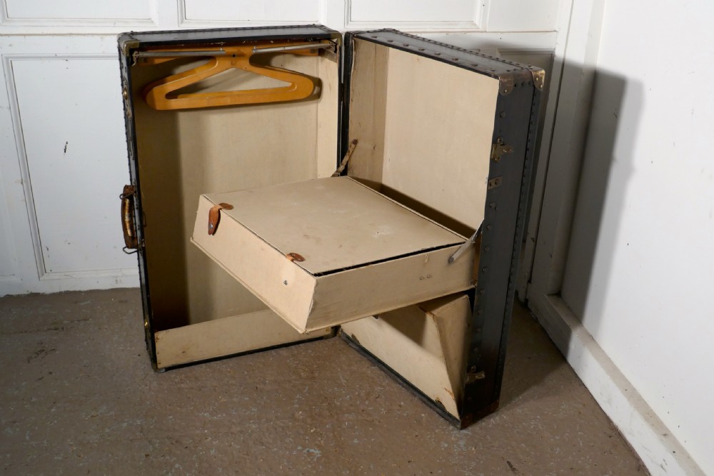 Fitted Steamer Cabin Trunk, Portmanteau  View IV