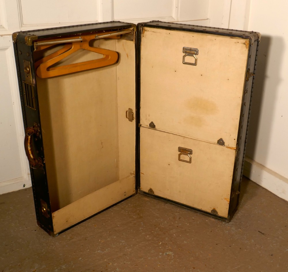 Fitted Steamer Cabin Trunk, Portmanteau  View V