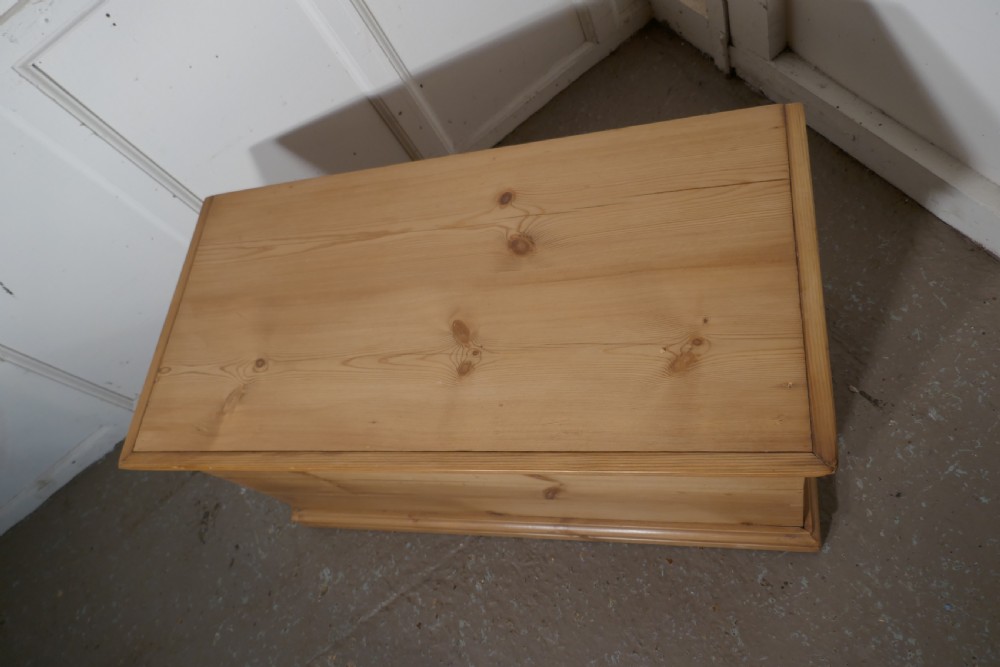 Victorian Pine Blanket Box,  View X
