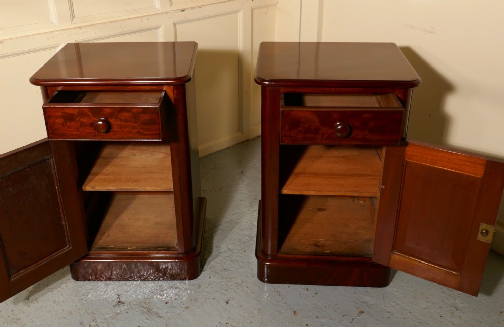 A pair of Victorian Mahogany Bedside Cupboards View VI